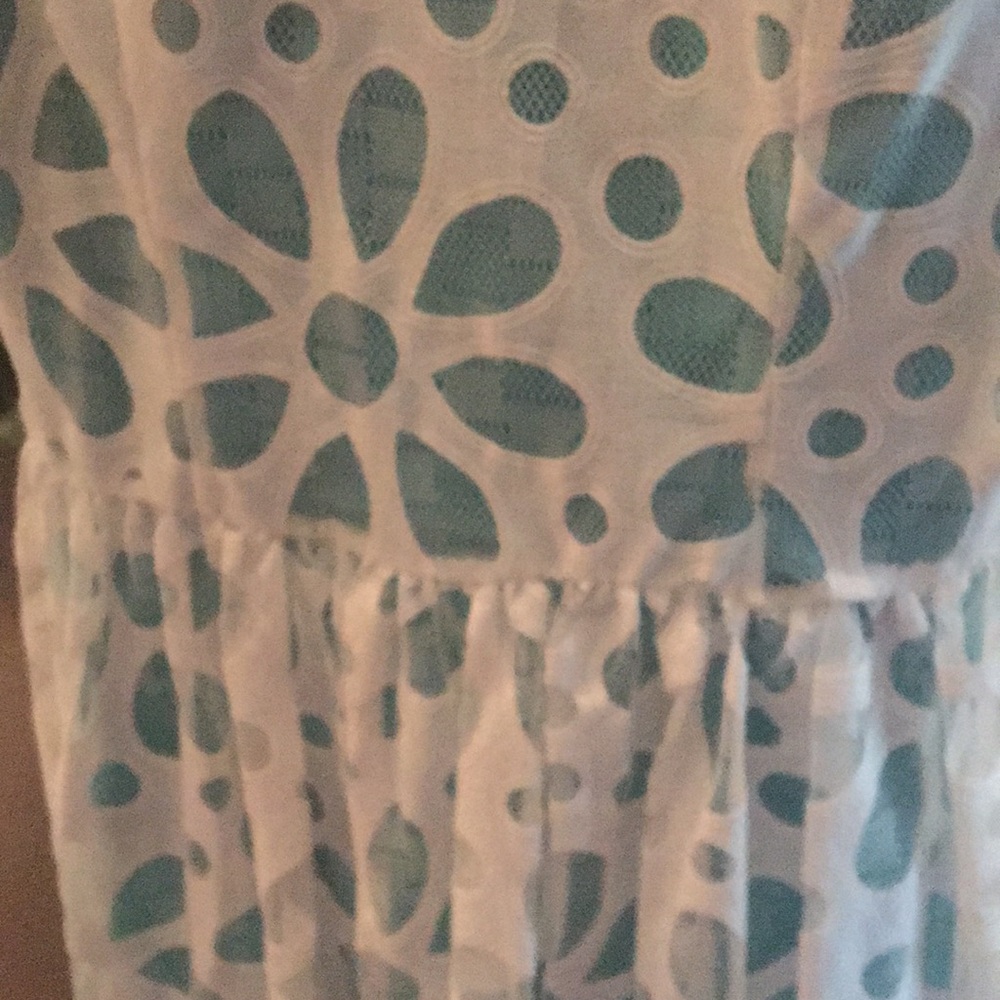 High End Dress - Picture 3 of 3